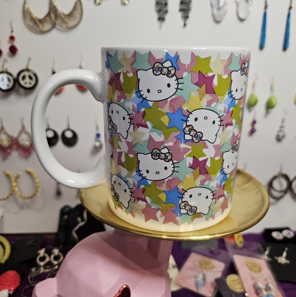 ๐ป ๐ Hello Kitty Mug โ๏ธ - Picture 3 of 6